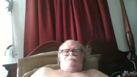 Snapshot of nipplechaser chatting on December 2024 05:15:02 AM nipplechaser online show from December 2024 05:15:02 AM