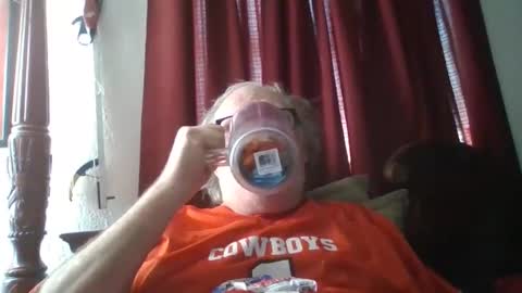 Snapshot of nipplechaser chatting on December 2024 06:00:02 PM nipplechaser online show from December 2024 06:00:02 PM