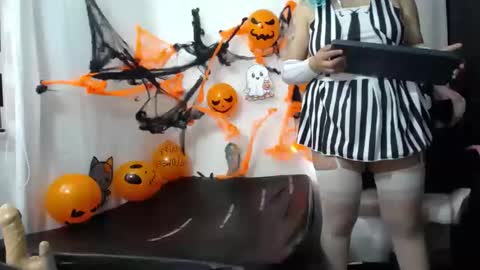 Snapshot of niuk_mei chatting on October 2025 01:17:01 PM Niuk online show from October 2025 01:17:01 PM