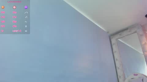 Snapshot of nix_boobs chatting on April 2026 07:17:02 PM V I C T O R I A online show from April 2026 07:17:02 PM