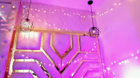 Snapshot of nix_boobs chatting on April 2026 07:04:02 PM V I C T O R I A online show from April 2026 07:04:02 PM