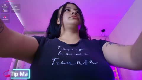  V I C T O R I A   online show from June 2026 07:06:02 PM