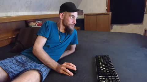 Snapshot of nixan85 chatting on April 2026 10:00:02 PM nixan85 online show from April 2026 10:00:02 PM