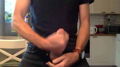 Snapshot of nixomuc chatting on November 2025 10:37:01 AM nixomuc online show from November 2025 10:37:01 AM