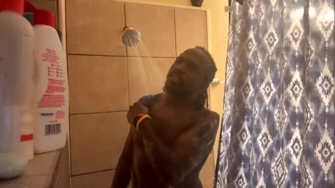 Snapshot of nixw2500 chatting on November 2025 05:12:03 AM Pleasurenu online show from November 2025 05:12:03 AM