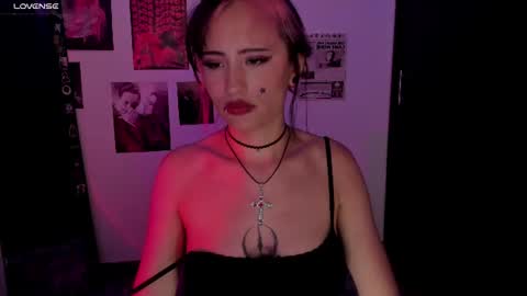 Snapshot of nixxie_ chatting on July 2026 01:35:01 AM Nixxie online show from July 2026 01:35:01 AM