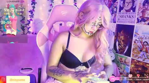 Snapshot of nixy_sama chatting on February 2025 04:39:02 PM Nixy Sama online show from February 2025 04:39:02 PM