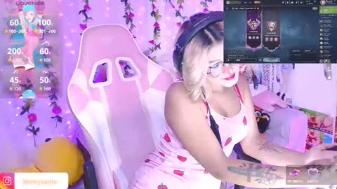 Snapshot of nixy_sama chatting on October 2025 08:53:02 PM Nixy Sama online show from October 2025 08:53:02 PM