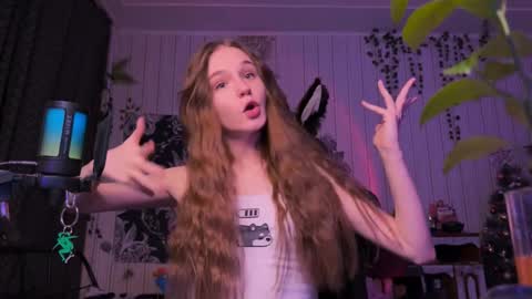 Snapshot of nloraaa chatting on January 2025 01:06:01 AM Tears Lora online show from January 2025 01:06:01 AM