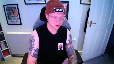 BNate93 online show from October 2025 06:20:02 PM