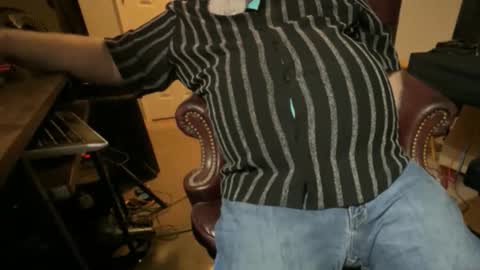 nmedge2cum online show from October 2025 01:51:02 AM