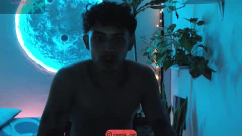 Snapshot of no_face_69 chatting on November 2025 01:18:01 AM x online show from November 2025 01:18:01 AM