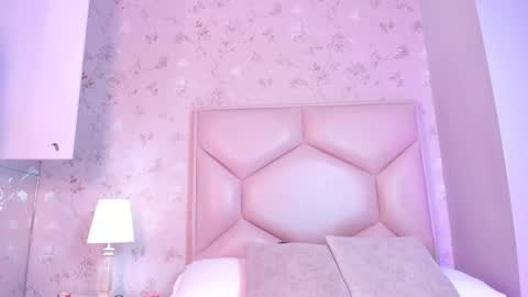   ambarsulliva  online show from September 2025 11:42:01 AM