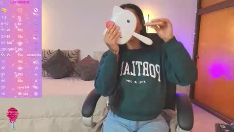 Gaby  Megan  Juliana  online show from October 2025 12:04:02 PM