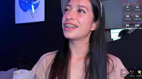 Snapshot of noah25_ chatting on November 2025 04:00:01 AM Noah online show from November 2025 04:00:01 AM