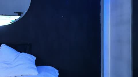 Snapshot of noah25_ chatting on November 2025 03:28:01 AM Noah online show from November 2025 03:28:01 AM