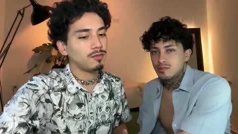 Snapshot of noah_and_steven chatting on May 2026 04:02:02 PM noah_and_steven online show from May 2026 04:02:02 PM