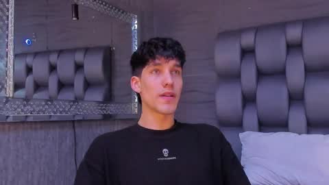 Noah Brigth online show from December 2024 01:58:02 AM