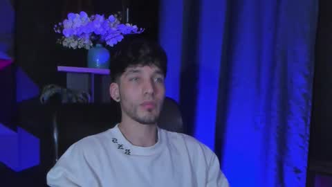 Noah Brigth online show from September 2025 02:38:01 AM