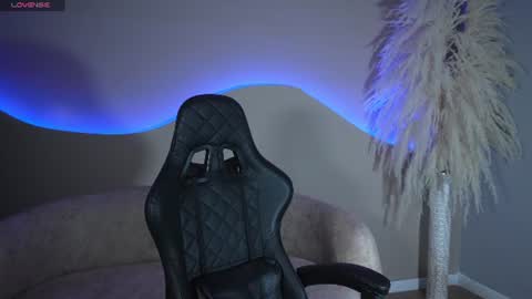 Snapshot of noah_clarkk chatting on July 2026 05:39:01 PM Noah online show from July 2026 05:39:01 PM