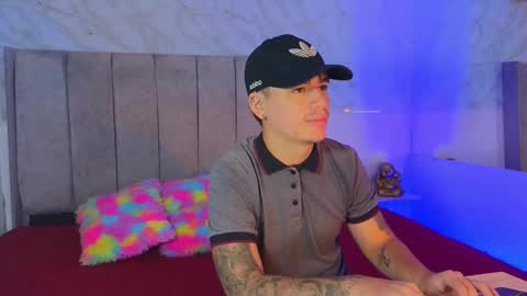 Snapshot of noah_coleman__ chatting on January 2025 12:46:01 AM NOAH online show from January 2025 12:46:01 AM