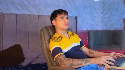 Snapshot of noah_coleman__ chatting on February 2025 07:41:01 AM NOAH online show from February 2025 07:41:01 AM