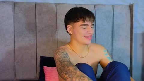 Snapshot of noah_coleman__ chatting on February 2025 02:37:01 AM NOAH online show from February 2025 02:37:01 AM