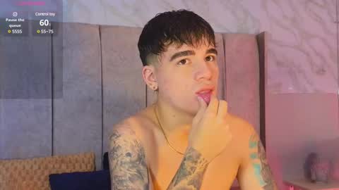 Snapshot of noah_coleman__ chatting on March 2025 11:53:01 PM NOAH online show from March 2025 11:53:01 PM