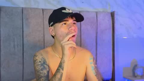 Snapshot of noah_coleman__ chatting on March 2025 05:57:02 AM NOAH online show from March 2025 05:57:02 AM