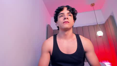 noah_delacroix online show from June 2026 12:29:01 PM