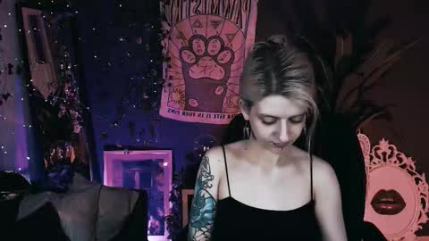 REAL name LiaDM are always open online show from December 2025 05:19:02 PM