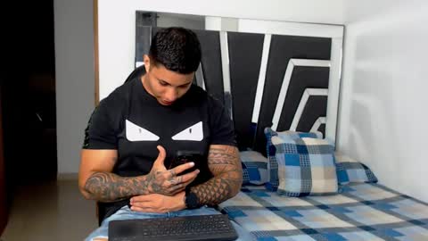 Noah Harris01 online show from March 2025 01:37:01 AM