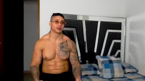 Noah Harris01 online show from April 2026 04:45:02 AM