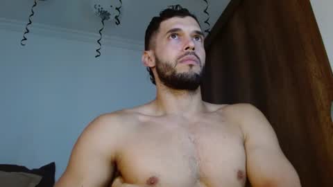 Snapshot of noah_jhonsonn chatting on July 2026 12:00:02 PM Noah online show from July 2026 12:00:02 PM
