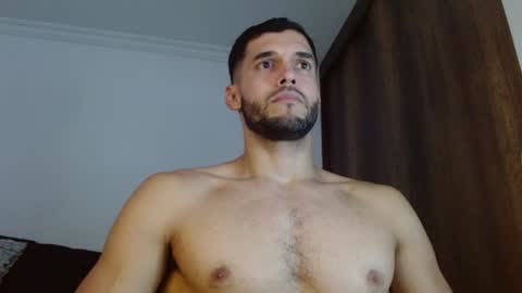 Snapshot of noah_jhonsonn chatting on July 2026 12:01:02 PM Noah online show from July 2026 12:01:02 PM