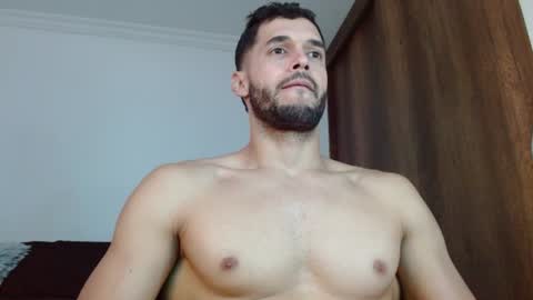 Snapshot of noah_jhonsonn chatting on August 2026 12:04:02 PM Noah online show from August 2026 12:04:02 PM