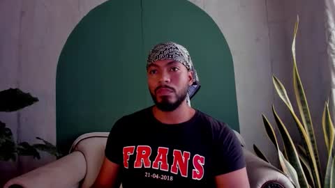 Noah online show from November 2025 02:12:02 PM