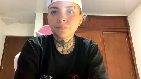 noah hehim    online show from January 2025 01:10:01 AM