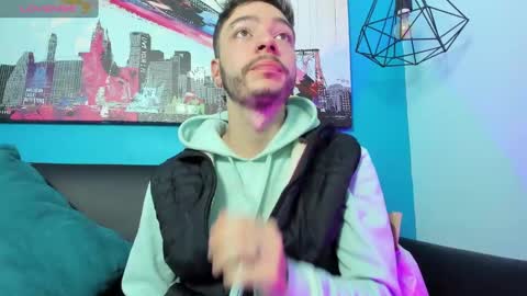 Snapshot of noah_ricci_ chatting on January 2025 11:59:01 AM online show from January 2025 11:59:01 AM