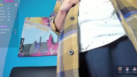 Snapshot of noah_ricci_ chatting on February 2025 12:05:02 PM online show from February 2025 12:05:02 PM