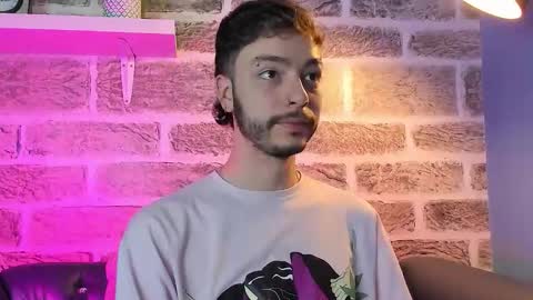 Snapshot of noah_ricci_ chatting on September 2025 12:37:01 PM online show from September 2025 12:37:01 PM