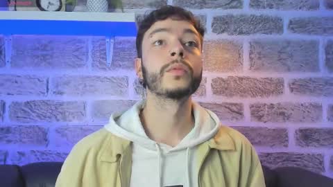 Snapshot of noah_ricci_ chatting on November 2025 12:04:01 PM online show from November 2025 12:04:01 PM