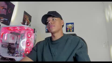 noah_silver online show from December 2025 07:07:01 PM