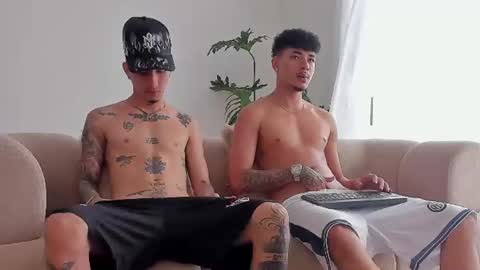 noahdaviss online show from June 2026 05:44:01 PM