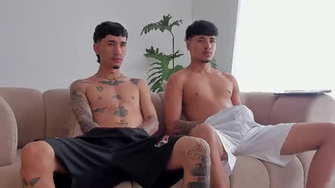 noahdaviss online show from June 2026 06:54:01 PM