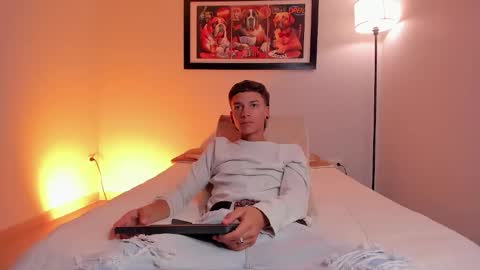 Snapshot of noahh_sky chatting on March 2026 10:13:02 PM noahh_sky online show from March 2026 10:13:02 PM