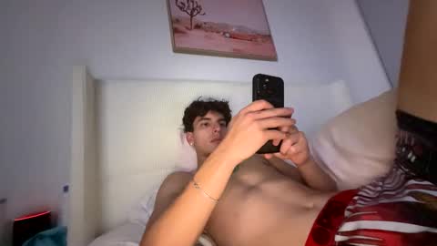 Snapshot of noahlynx chatting on April 2026 08:42:02 AM noahlynx online show from April 2026 08:42:02 AM