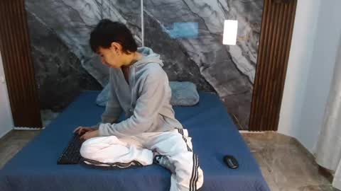    online show from April 2026 11:17:01 AM