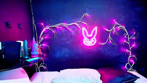 Noah Xtar online show from September 2025 02:14:01 AM