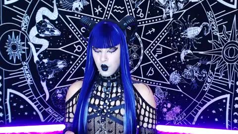 Snapshot of noamy_666 chatting on April 2026 11:35:02 PM caroline online show from April 2026 11:35:02 PM